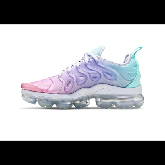SOLD❌Nike air vapormax plus - Picture 2 of 16